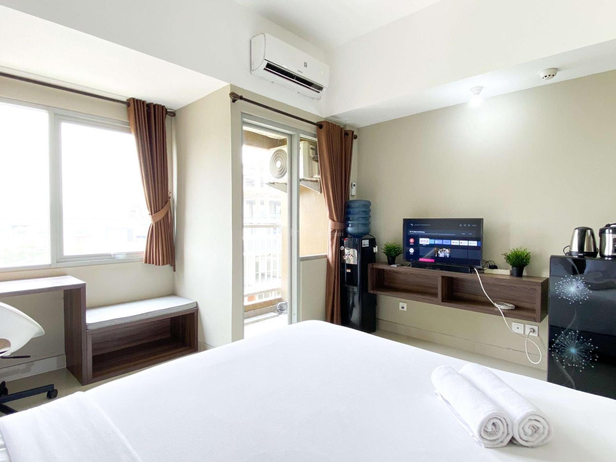 Modern At Gateway Park Lrt By Travelio Apartemen *